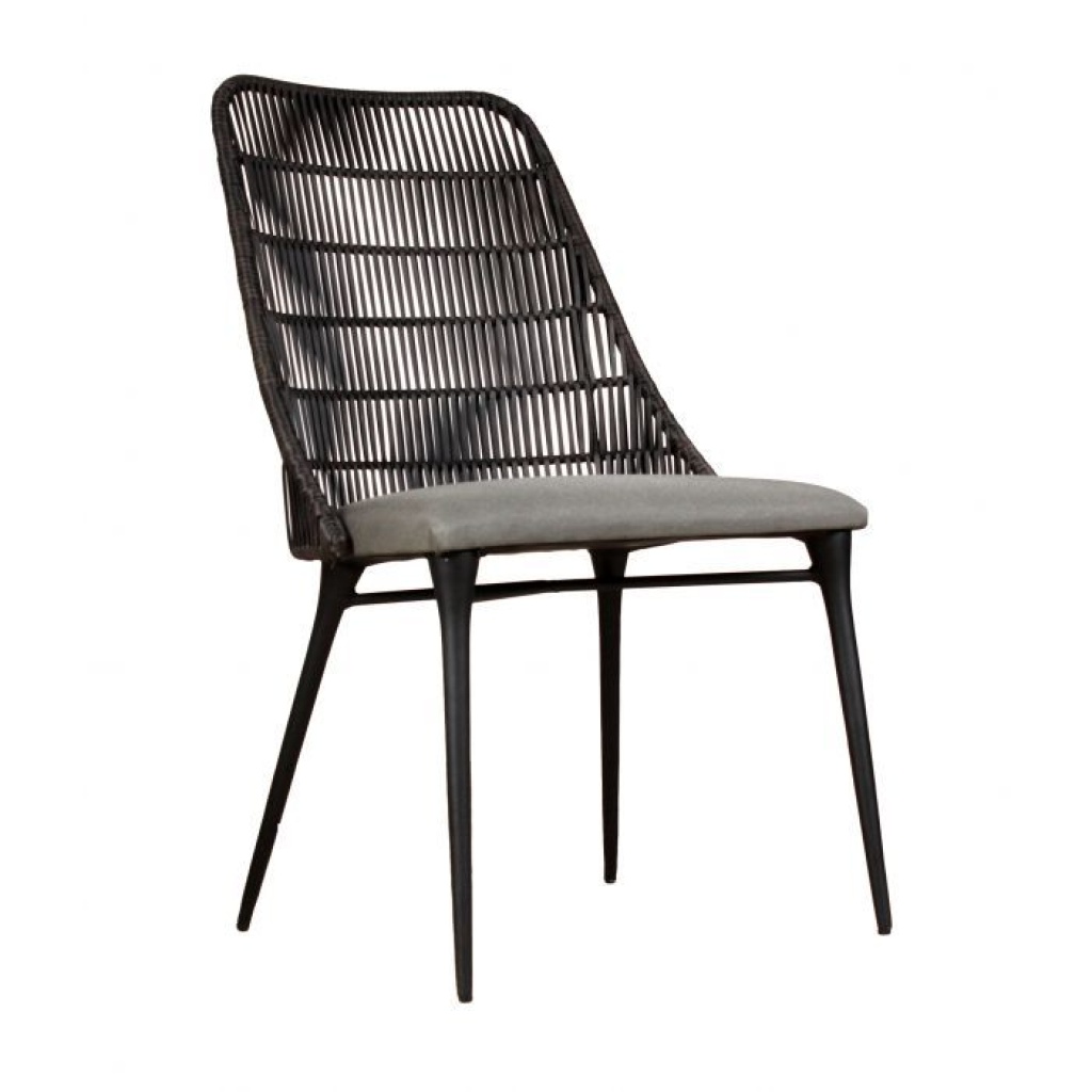 ALIKA RATTAN CHAIR