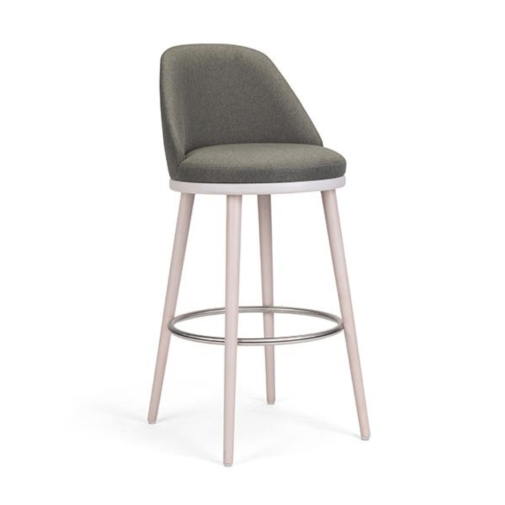 audrey-bar-2