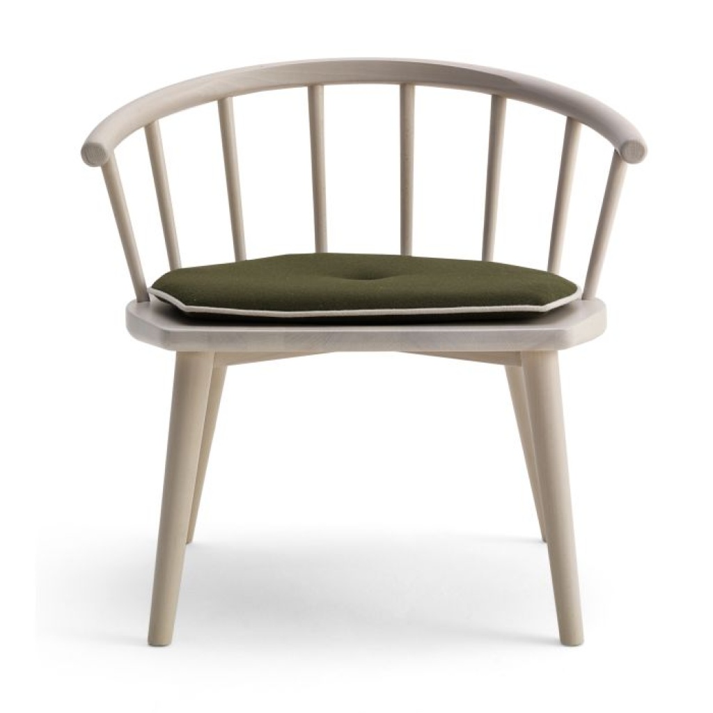 W_606_with_cushion_6