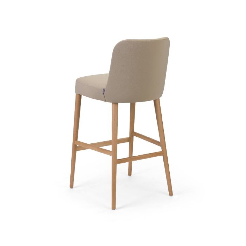 kelly-bar_back