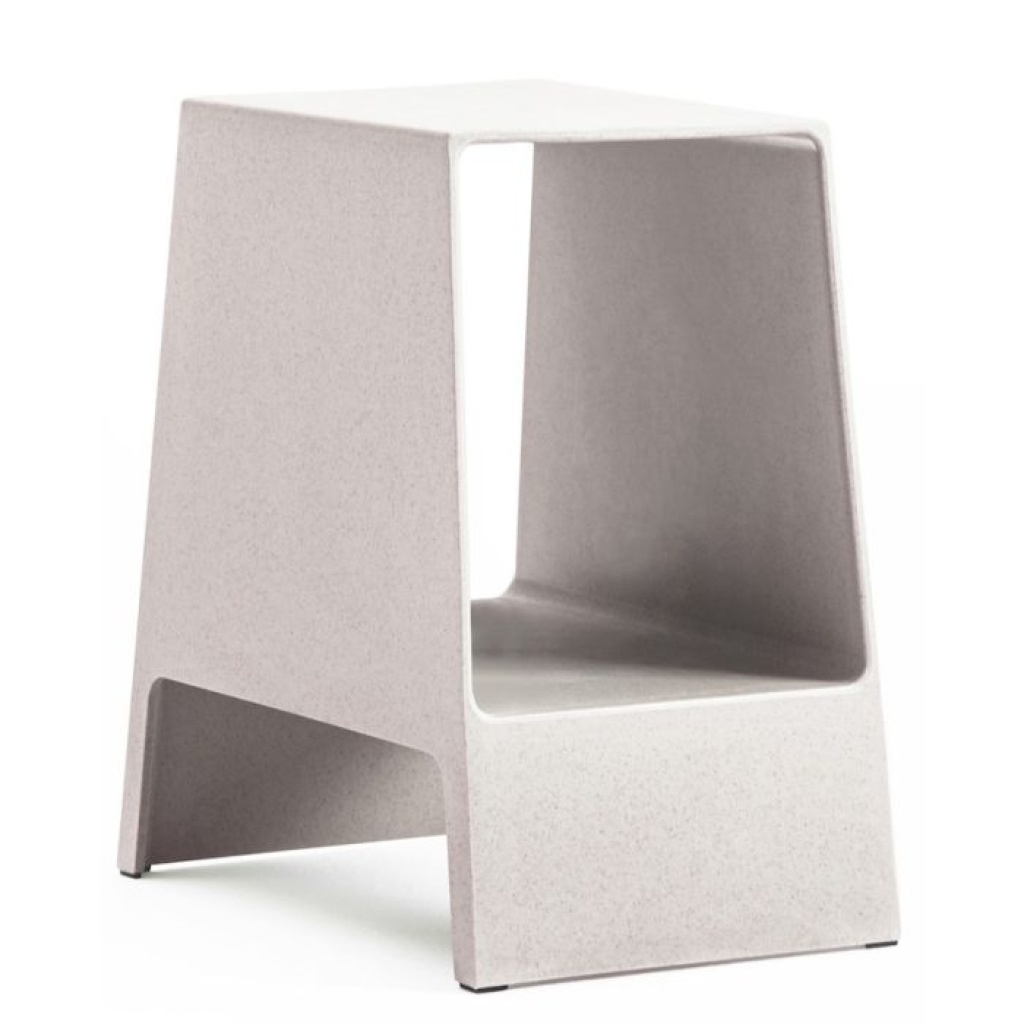 tomo_side_table_-_1940_3